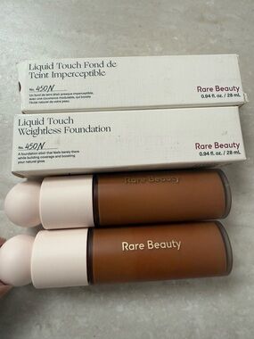 Rare Beauty Liquid Touch Foundation 450N Deep Neutral Brown